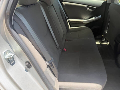 2013 Toyota Prius Two