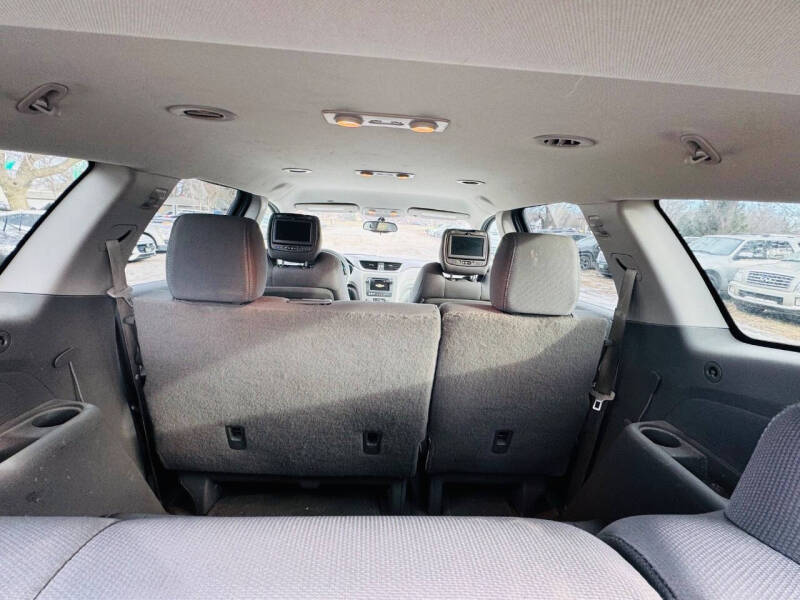 2017 Chevrolet Traverse LS