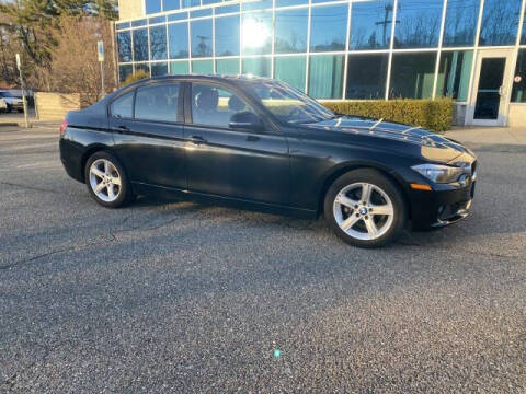 2013 BMW 3 Series for sale at Select Auto in Smithtown NY