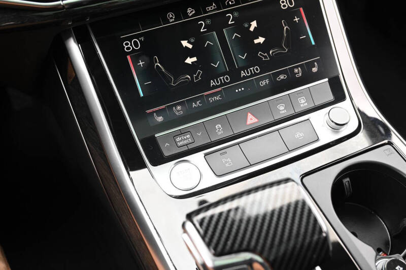 2020 Audi Q7 quattro Premium Plus 55 TFSI