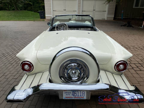 1957 Ford Thunderbird