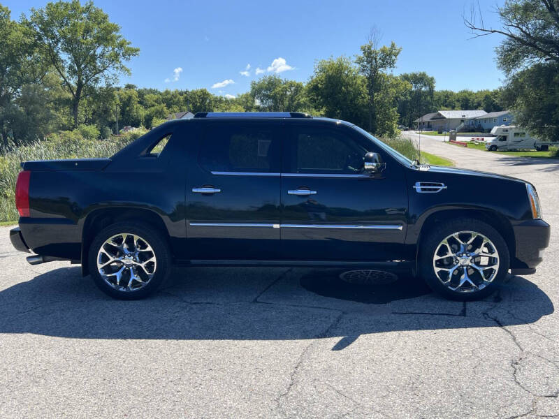 2010 Cadillac Escalade EXT Premium