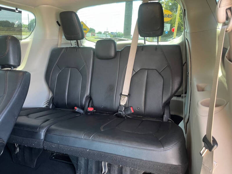 2020 Chrysler Pacifica Touring L