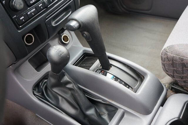 2000 Nissan Xterra SE