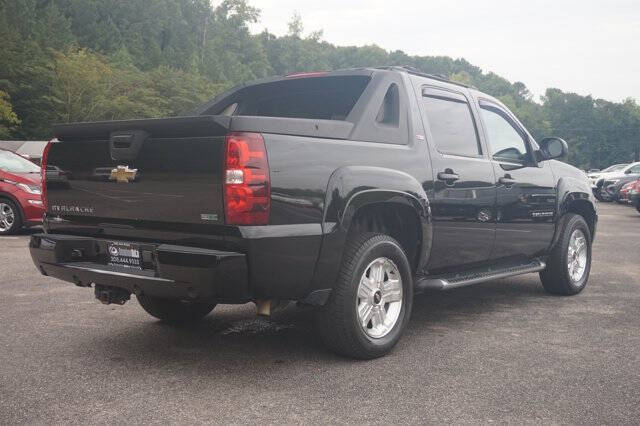 2011 Chevrolet Avalanche LT