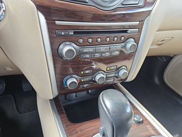 2016 Nissan Pathfinder Platinum