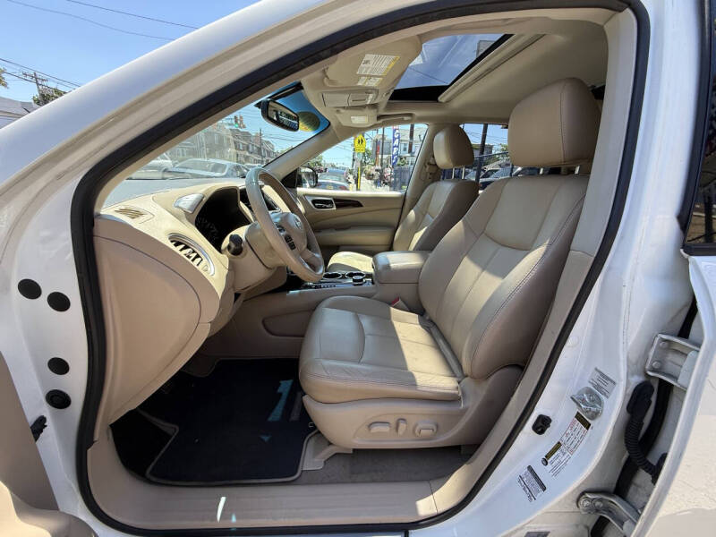 2014 Nissan Pathfinder SL