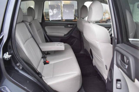 2015 Subaru Forester 2.5i Touring