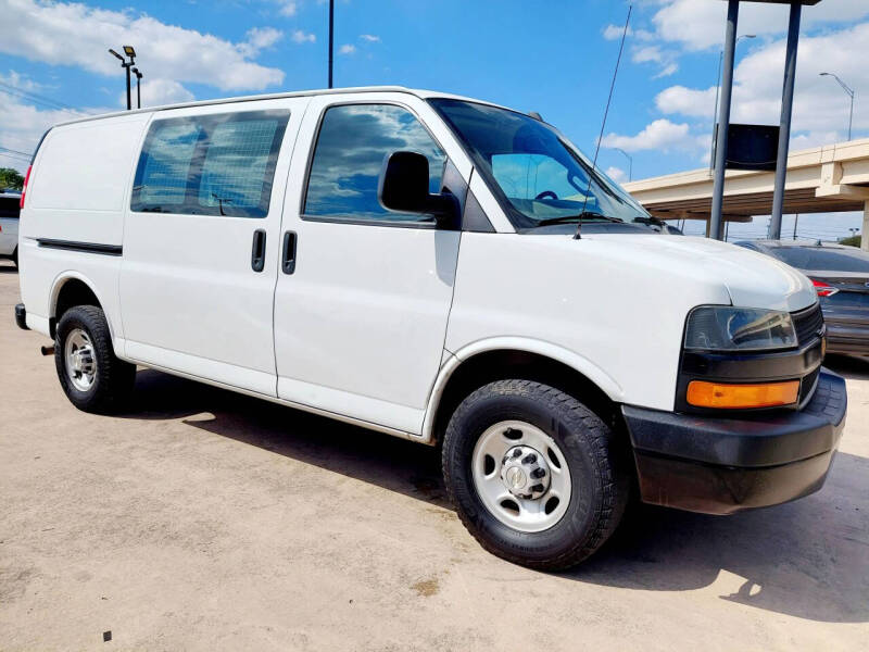 2020 Chevrolet Express 2500