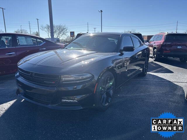 2020 Dodge Charger SXT's photo