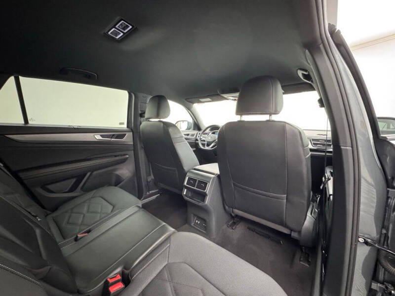 2024 Volkswagen Atlas Cross Sport SE 4Motion