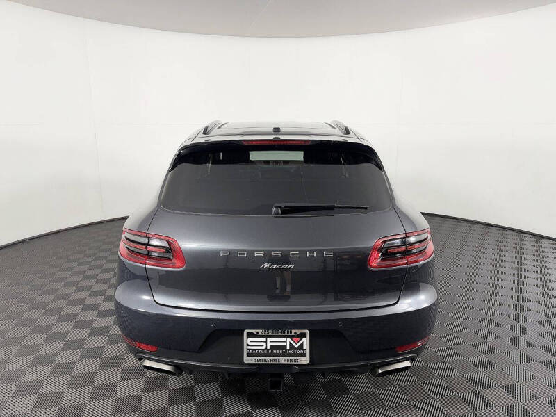 2017 Porsche Macan