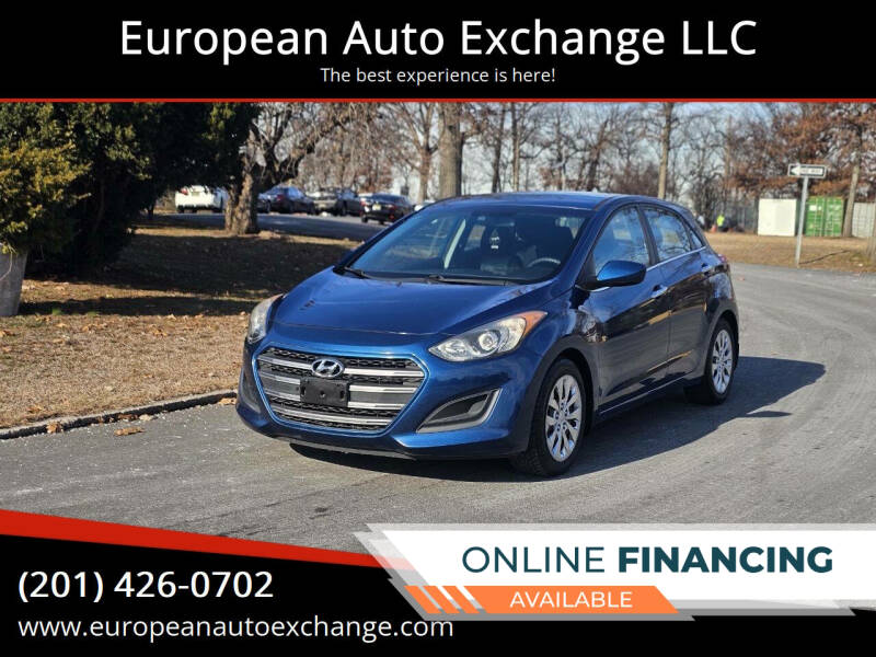 2016 Hyundai Elantra GT Base's photo