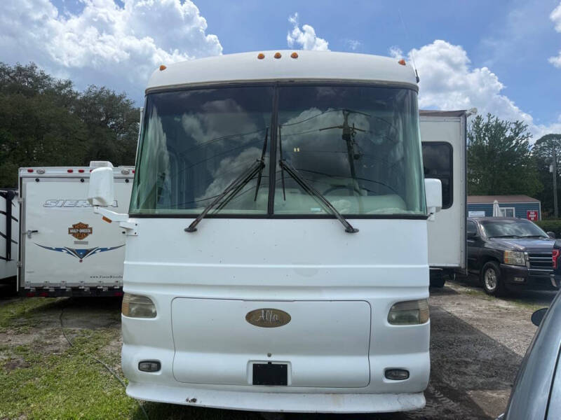 2005 Freightliner XCS Chassis