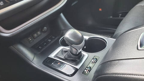 2017 Toyota Highlander Limited