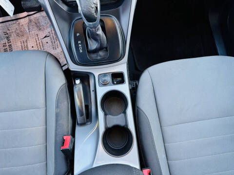 2015 Ford Escape SE