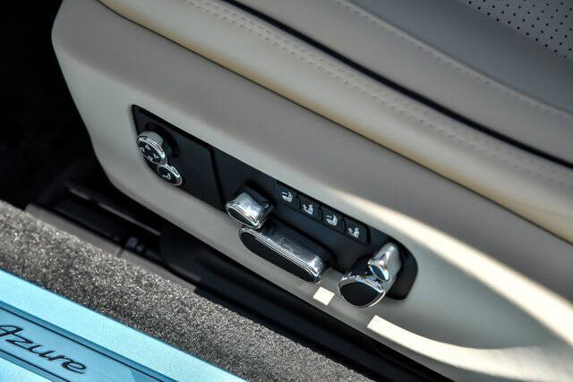 2024 Bentley Continental