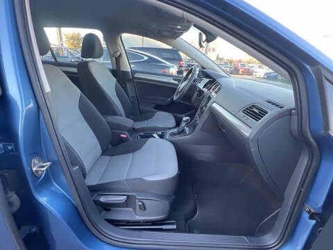 2016 Volkswagen e-Golf SE