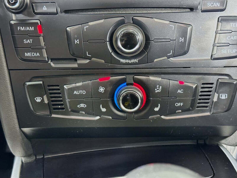 2010 Audi A4 2.0T quattro Premium