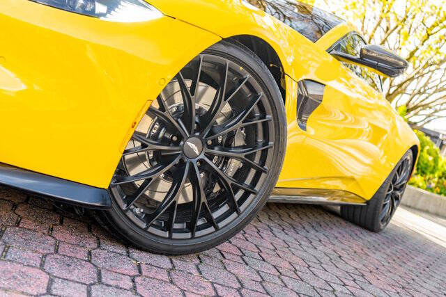 2023 Aston Martin Vantage