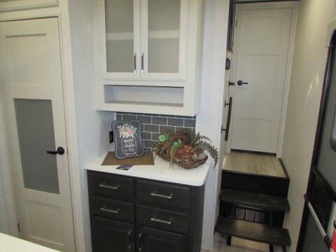 2025 KEYSTONE A 378BH