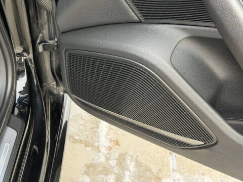 2017 Audi A4 2.0T quattro Premium Plus