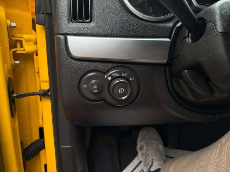 2004 Chevrolet SSR LS