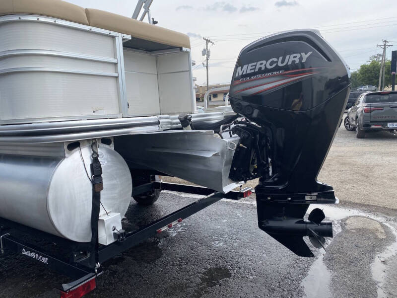 2018 Lowe Boats SS 210