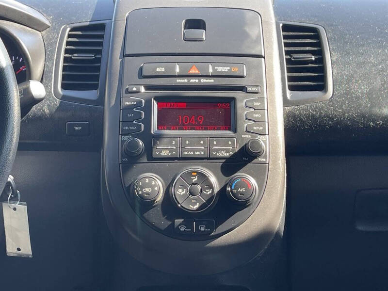 2012 Kia Soul +