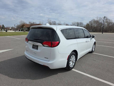 2018 Chrysler Pacifica Touring Plus
