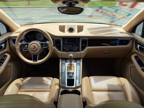 2015 Porsche Macan S