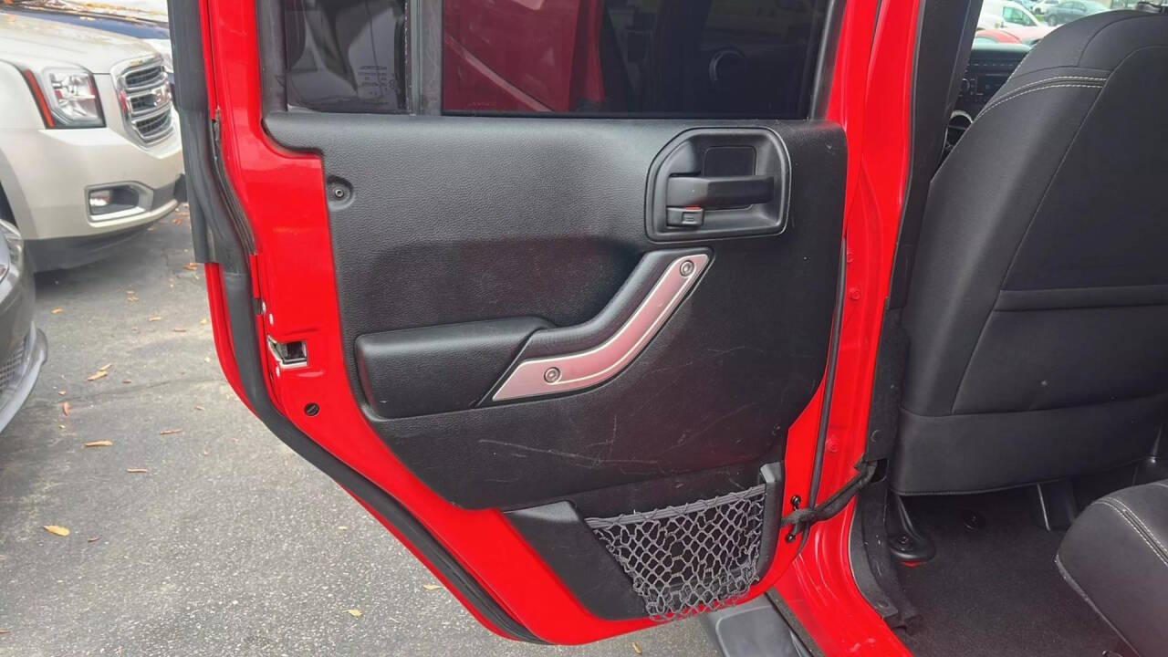 2016 Jeep Wrangler Unlimited for sale at Auto Plaza in Fresno, CA