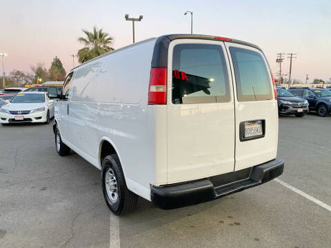 2016 Chevrolet Express 2500