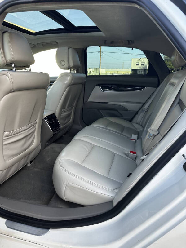 2013 Cadillac XTS Platinum Collection