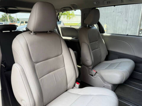 2017 Toyota Sienna