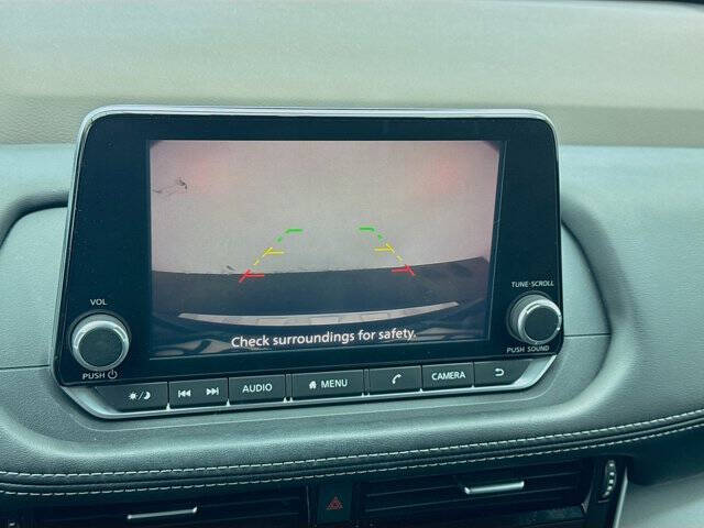 2022 Nissan Rogue SV