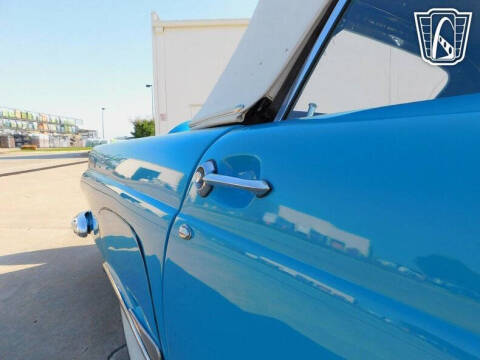 1956 Ford Thunderbird