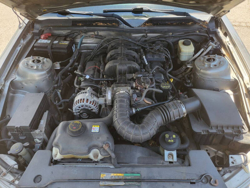 2008 Ford Mustang V6 Deluxe