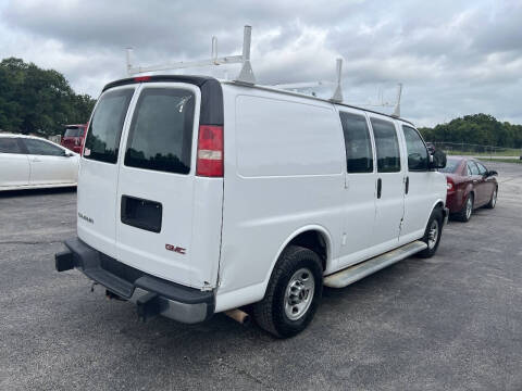 2017 GMC Savana 2500