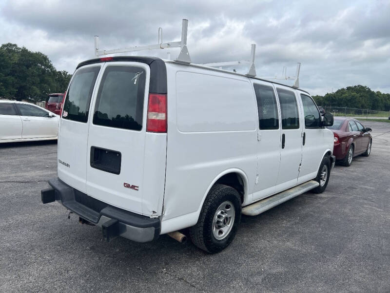 2017 GMC Savana 2500