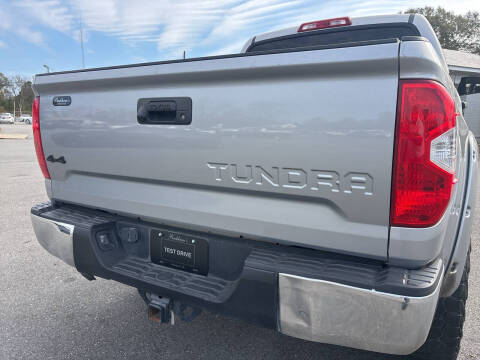 2016 Toyota Tundra SR5