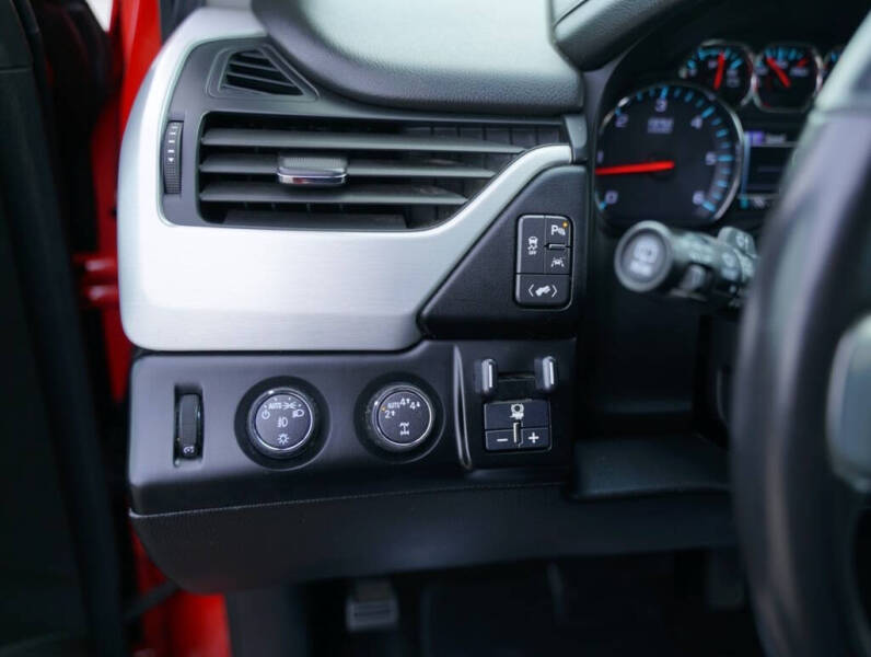 2017 GMC Yukon XL SLE