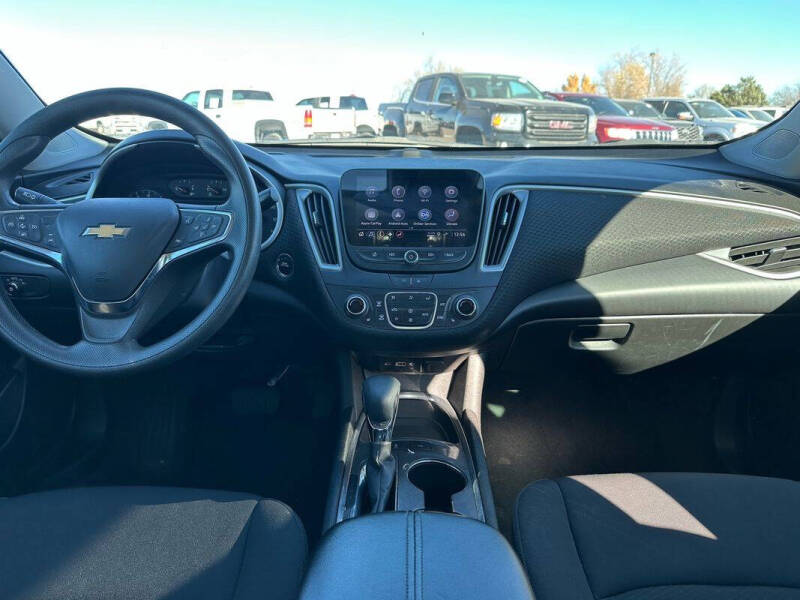 2024 Chevrolet Malibu LT