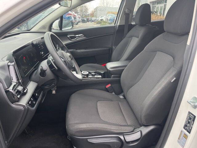 2023 Kia Sportage Hybrid LX