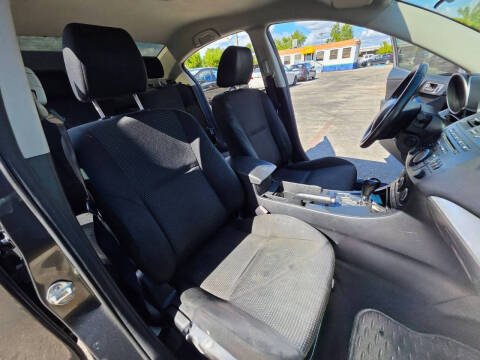 2013 Mazda MAZDA3 i Touring