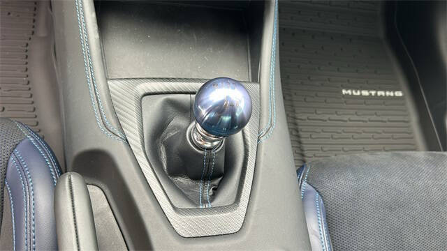 2025 Ford Mustang Dark Horse