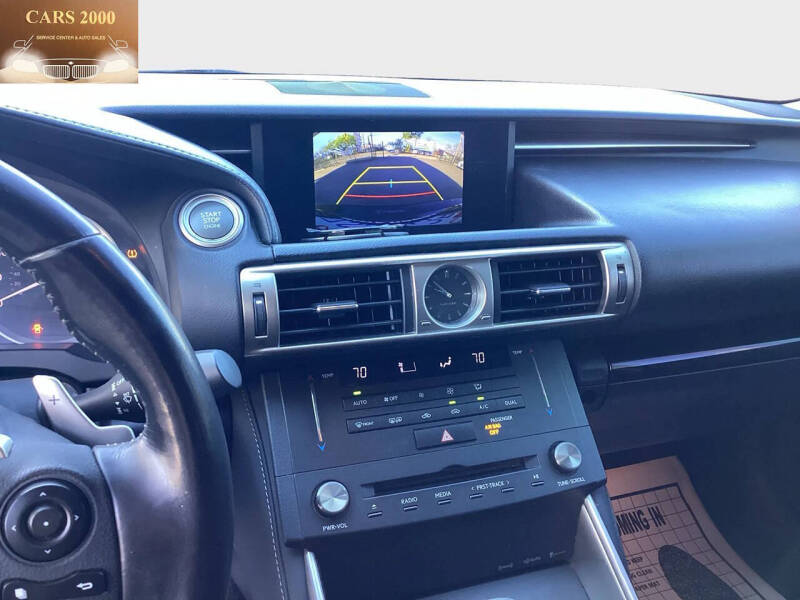 2016 Lexus IS 200t
