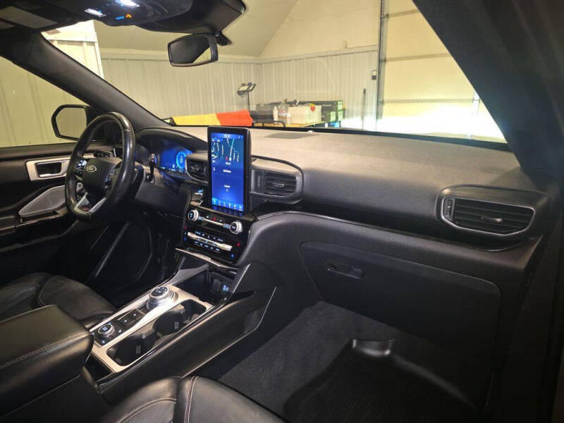 2021 Ford Explorer ST