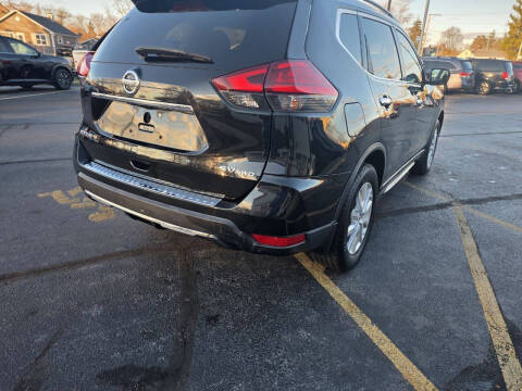2017 Nissan Rogue SV