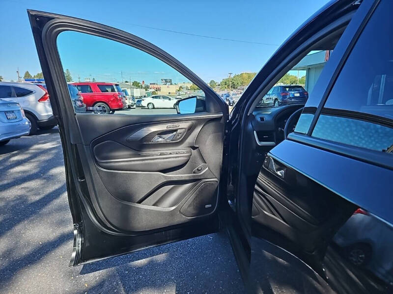 2022 GMC Terrain SLT